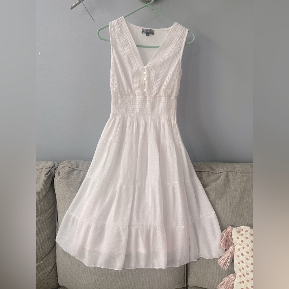flowy sleeveless midi dress